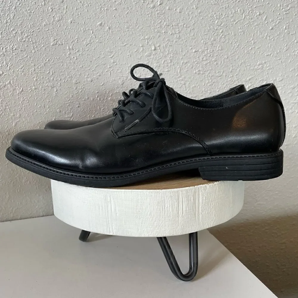 Hunter’s Bay Black Faux Leather Drrss Shoes Size 10 EUC